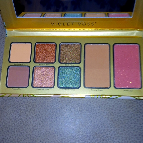 Violet Voss Pretty in Paradise All in One Face & Eyeshadow Palette - Picture 2 of 2